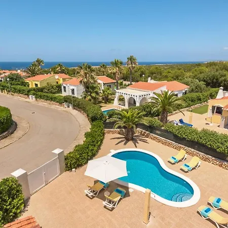 Venus By * קאלאן בוש